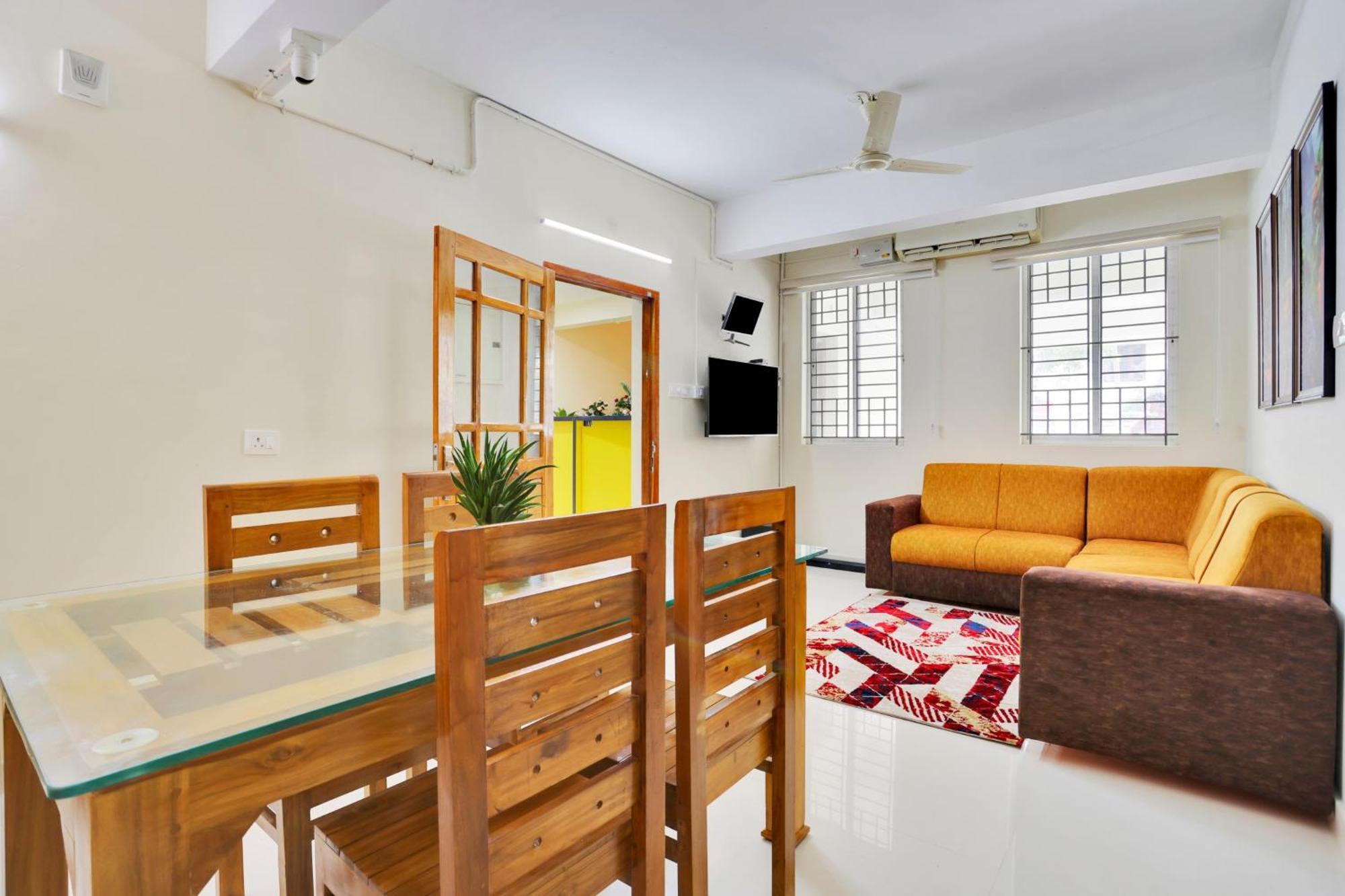 Super Collection O Lefort Luxe By Poptavern Thiruvananthapuram Exterior foto